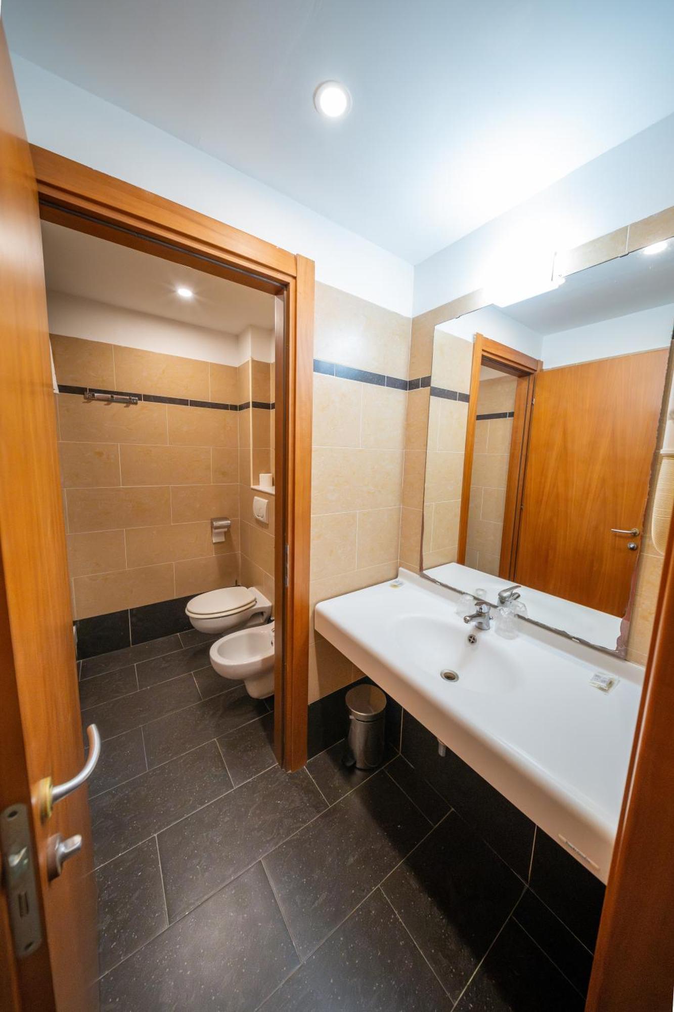 Hotel Residence Sestriere Moncalieri Buitenkant foto