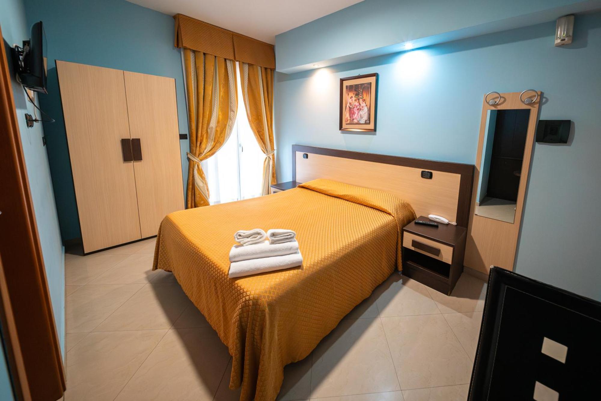 Hotel Residence Sestriere Moncalieri Buitenkant foto