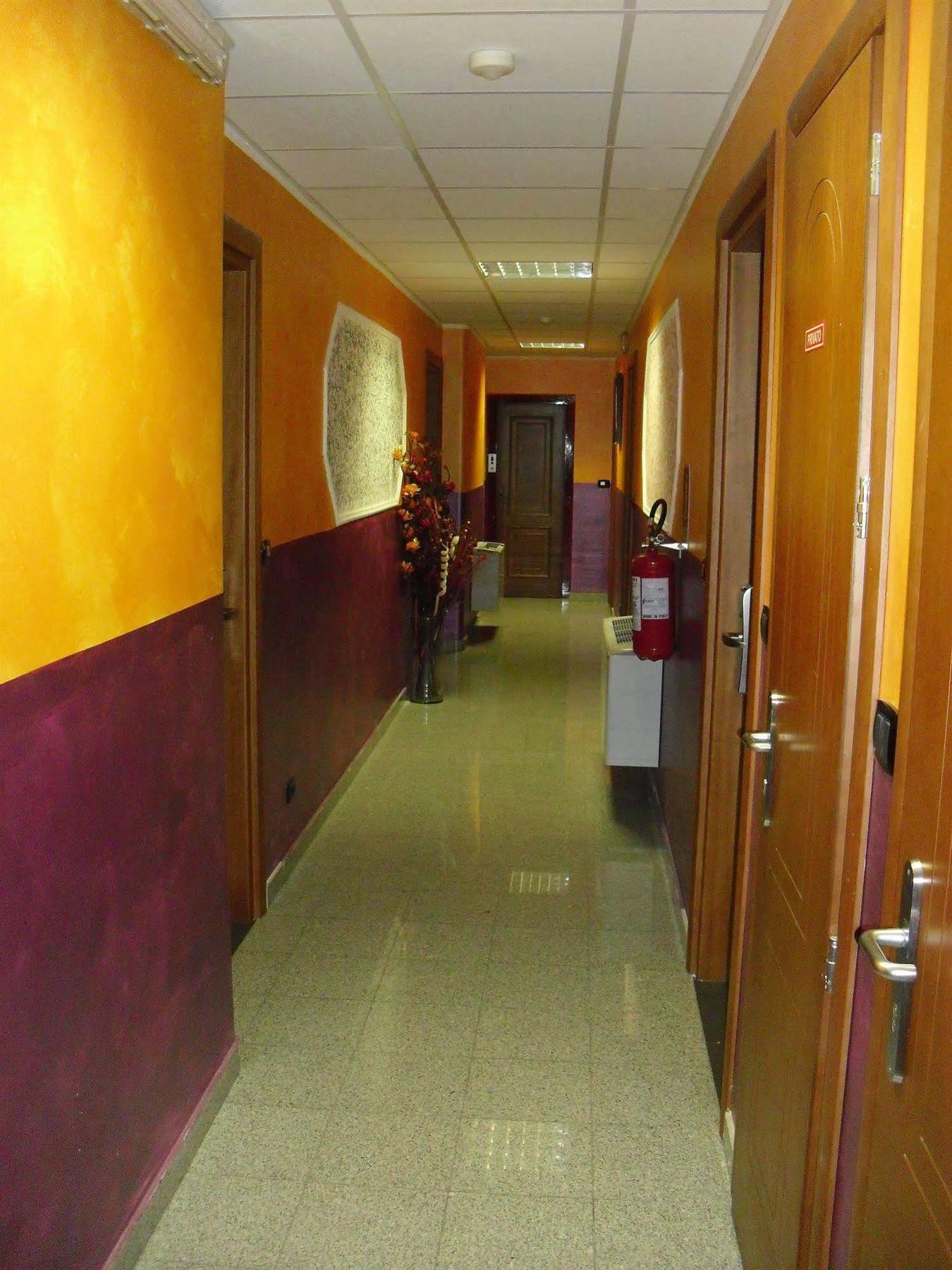 Hotel Residence Sestriere Moncalieri Buitenkant foto